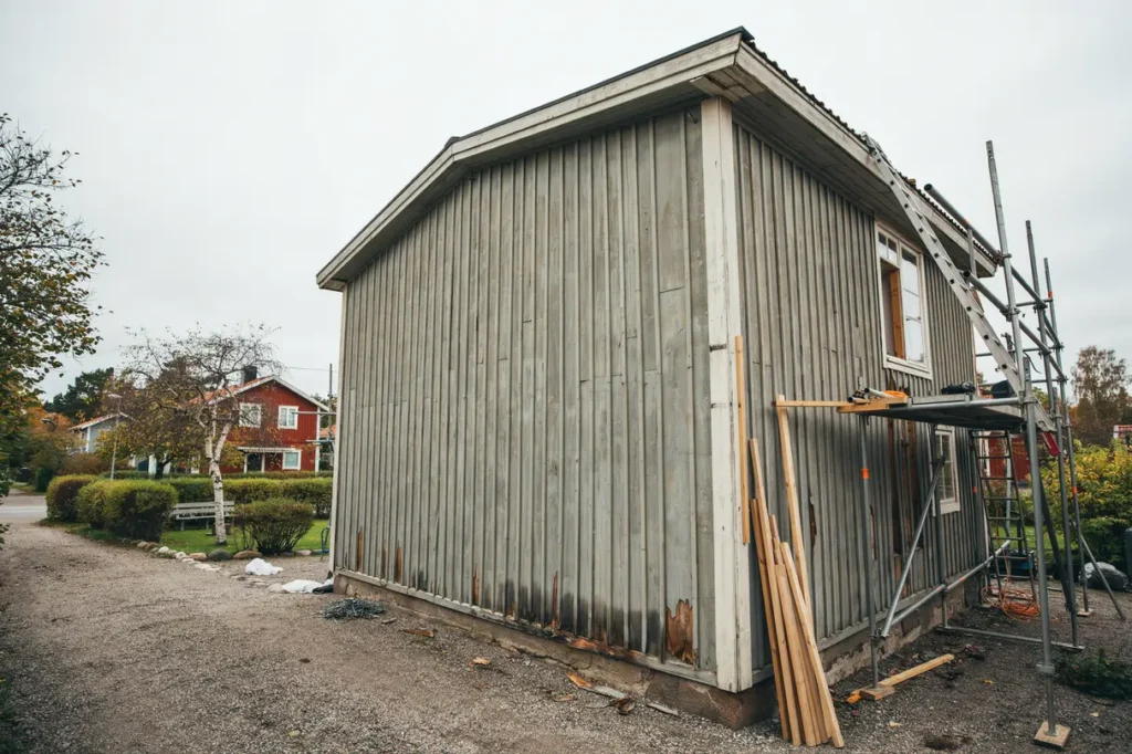 fasadrenovering i tr s uppt cker du r tskador i tid och planerar r tt tg rder